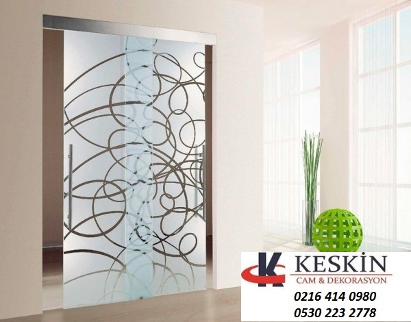 dekoraatif cam kapı